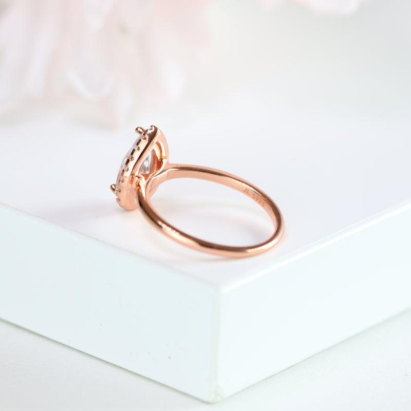 1.5ct Pear Halo Rose Gold Ring